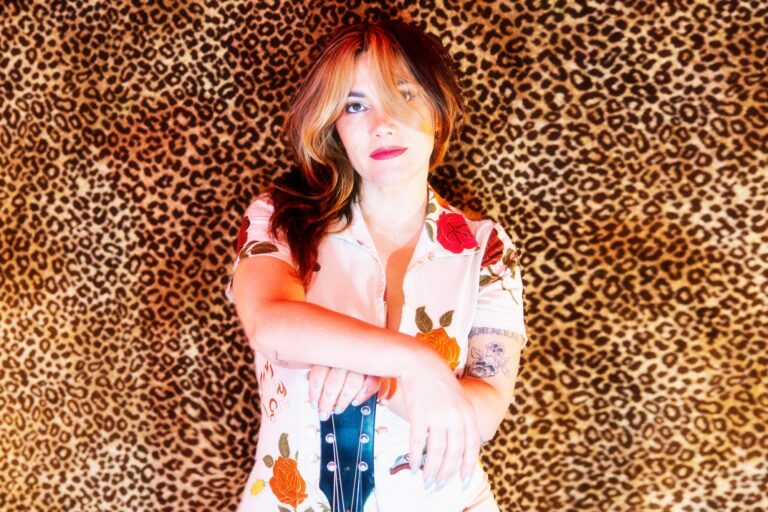 ELLA HOOPER SHARES DISARMING NEW SINGLE ‘WHEN THE SHIT WENT DOWN’ ANNOUNCES NEW FULL-LENGTH ALBUM ‘OVERNIGHT SUCCESS’ OUT OCTOBER 2 + NATIONAL ALBUM LAUNCH TOUR KICKS OFF THIS OCTOBER
