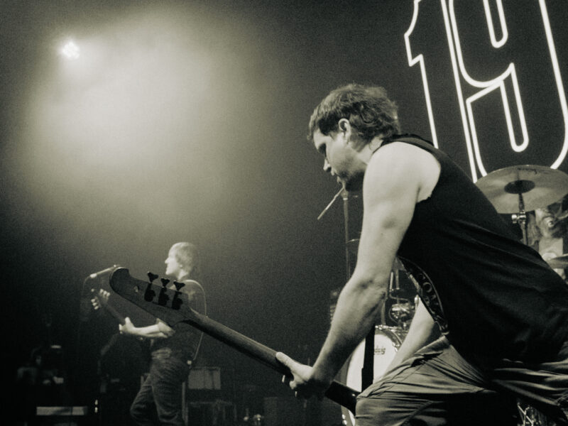 Live Review – Ash