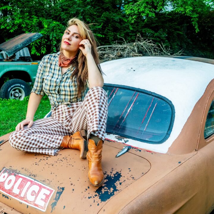 ELLA HOOPER SADDLES UP FOR WILD NEW CHAPTER WITH NEW SINGLE ‘COWBOY MAN’ FOURTH TASTE OF FORTHCOMING ALBUM ‘OVERNIGHT SUCCESS’ DUE OCTOBER 2 + NATIONAL ALBUM LAUNCH TOUR KICKS OFF THIS OCTOBER